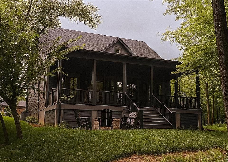 1st image of 18247 Willowbrooke Ct