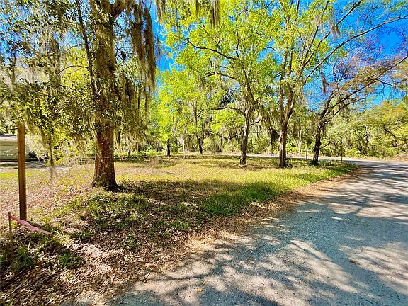3rd image of Lot 2 SE 16TH STREET LOT 1