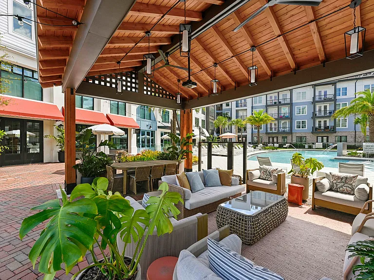 NOVEL Parkway by Crescent Communities — Photo 4