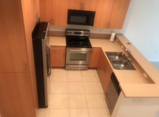 2449 NW 31st Ct, Oakland Park, FL 33309