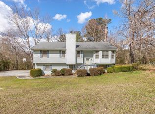 2203 Clarendon Ct NE, Conyers, GA 30012