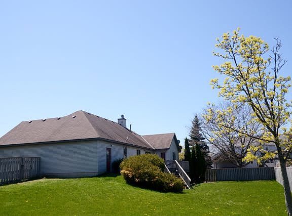 5th image of 1333 Augusta Ct E