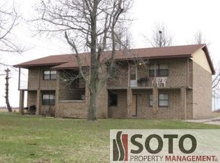 907 Montgomery St APT B, Sikeston, MO 63801