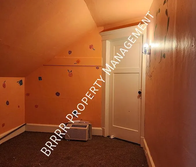 19 N Pine St — Photo 21
