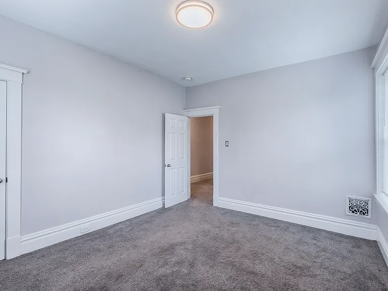 7205 Southwest Ave — Photo 14