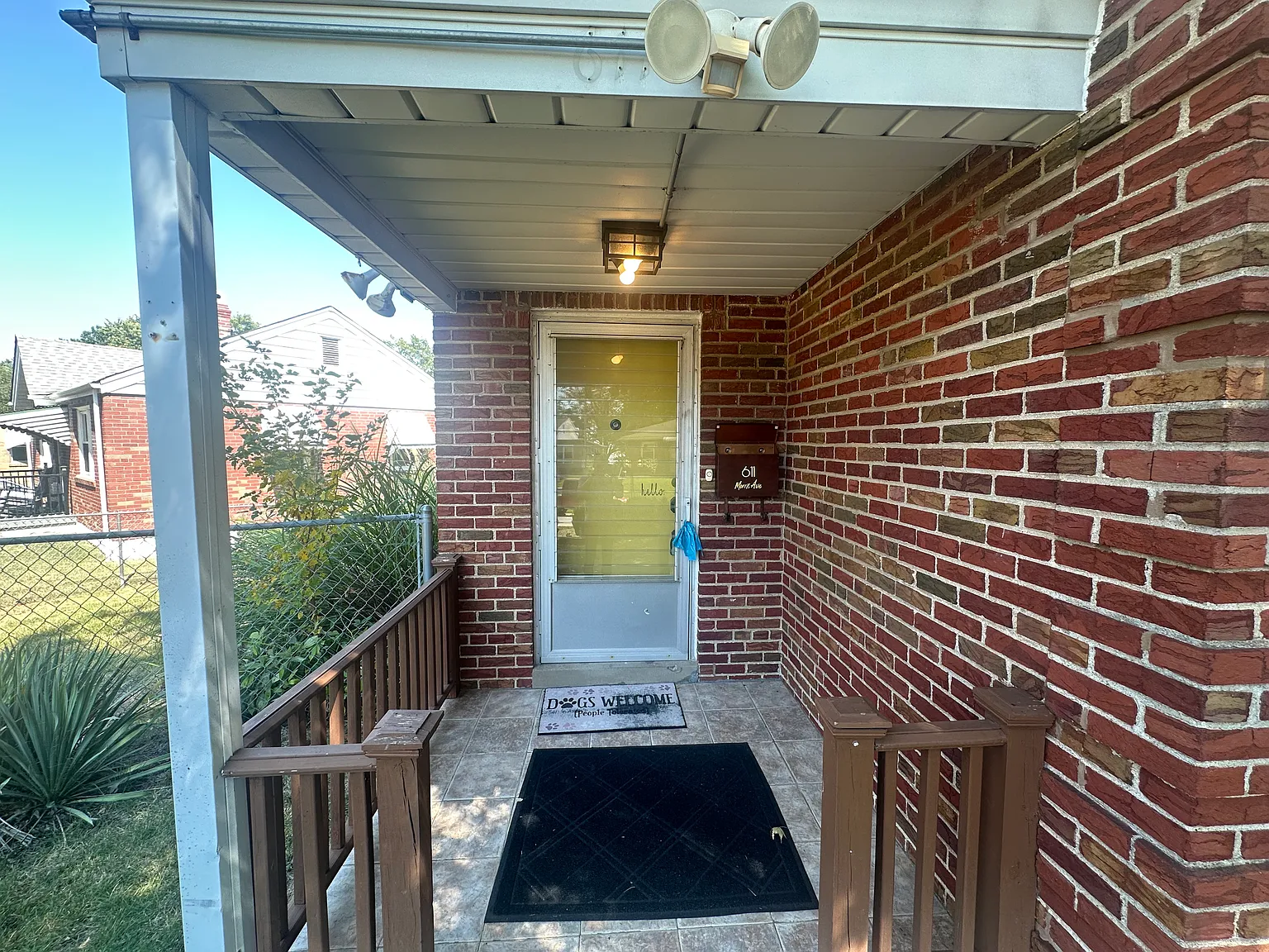 3 bed, 962 sqft, $1,700 — Photo 3