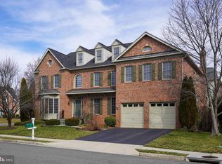 6390 Gayfields Rd, Alexandria, VA 22315