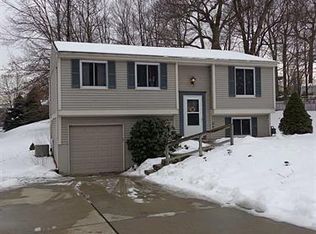 10 Giant Oak Dr, Baden, PA