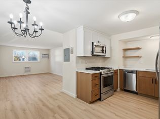 237 Main St APT A4, Reading, MA 01867