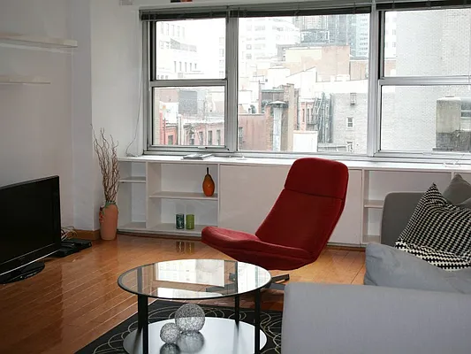 Rented by Sotheby's International Realty | media 20