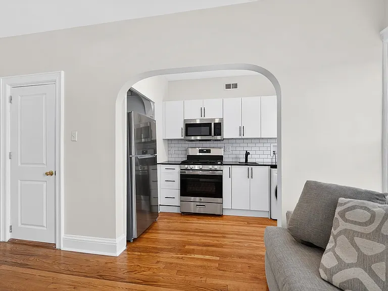 7 Whitman Ave #2 — Photo 9