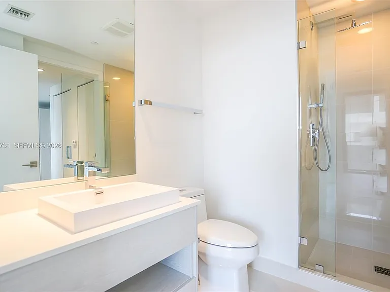 55 SW 9th St #2907 — Photo 10