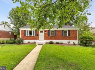 4806 Topping Rd, Rockville, MD 20852