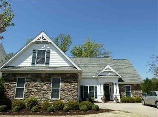 513 Thorington Ct, Greer, SC 29651