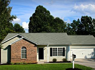 8238 Oak Terrace Ln, Powell, TN 37849