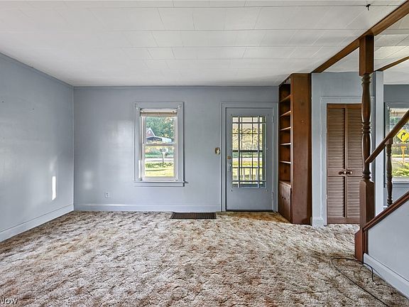 8th image of 5241 Crestlawn Dr SE