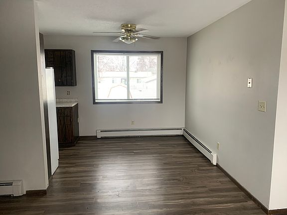 5th image of 613 2nd Ave E APT 1