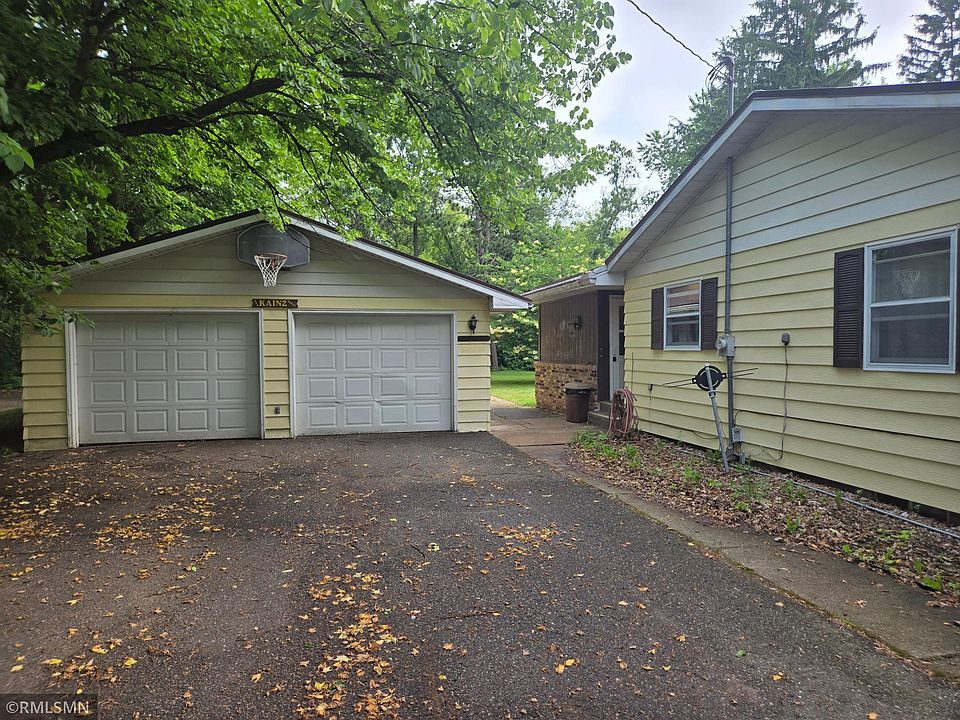 1st image of 314 Bering St W