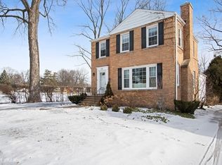 311 N Emerson St, Mount Prospect, IL 60056