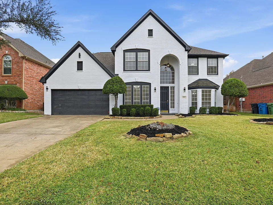 1956 N Port Ct