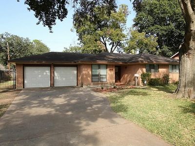10038 Lazy Oaks St, Houston, TX, 77080