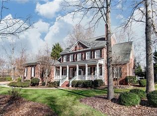 500 Shadow Cove Ln, Lake Wylie, SC 29710