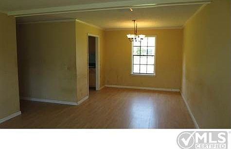 3rd image of 16140 Okeechobee Blvd