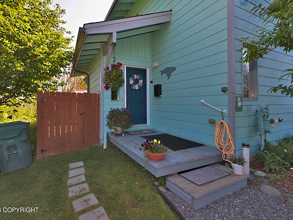 2nd image of 4658 Rochelle Rd