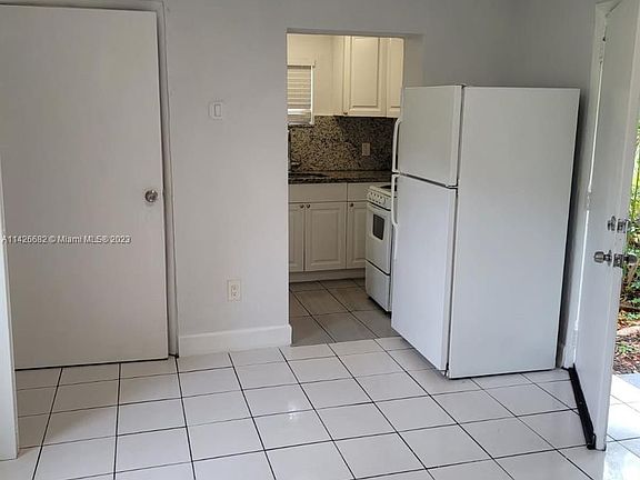 5th image of 2515 NW 52nd St APT 5