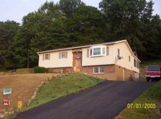 503 Grace Dr, Brookville, PA 15825