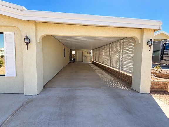 3rd image of 11473 E 38th Pl