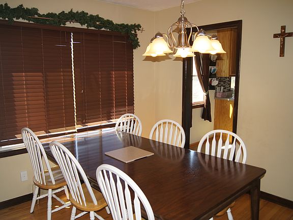 4th image of 3058 S 74th St