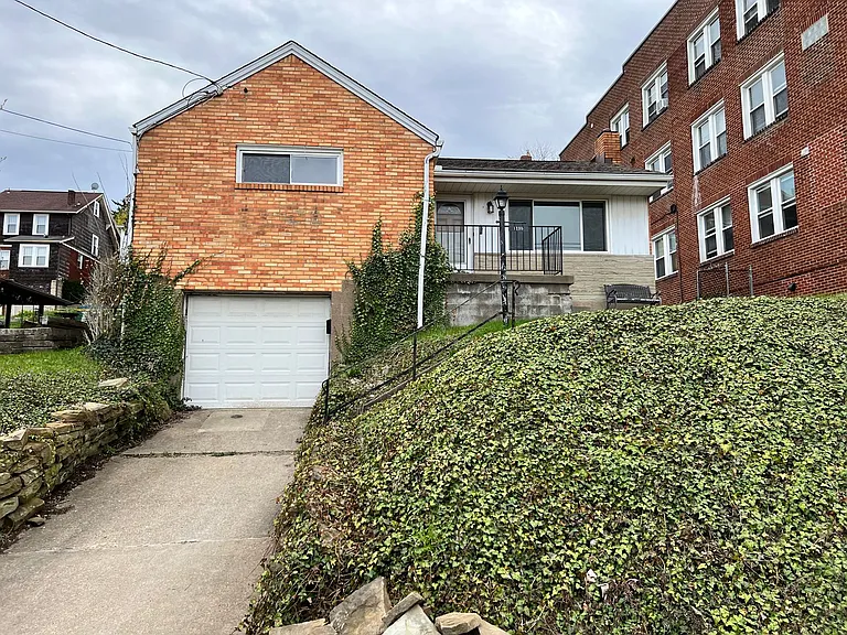 1235 Illinois Ave — Photo 2