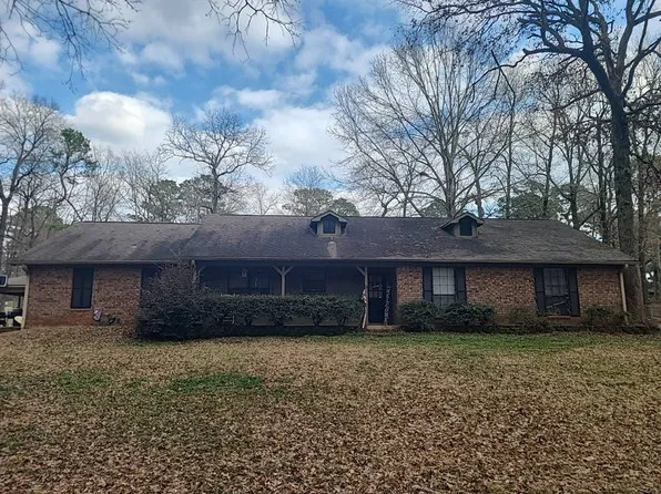 115 Elizabeth Ln, Texarkana, TX 75503