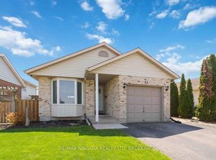 41 Eastwood Dr, Welland, ON L3C6W1
