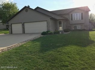 501 12th Ave NE, Stewartville, MN 55976