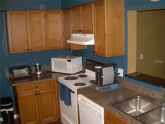 4th image of 223 W Lake Faith Dr #218