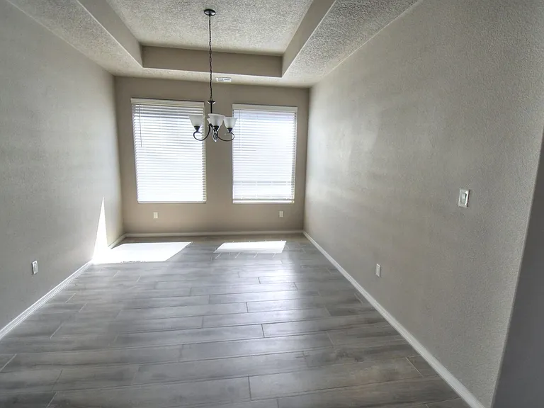 11404 Rock Squirrel Ave SE — Photo 7