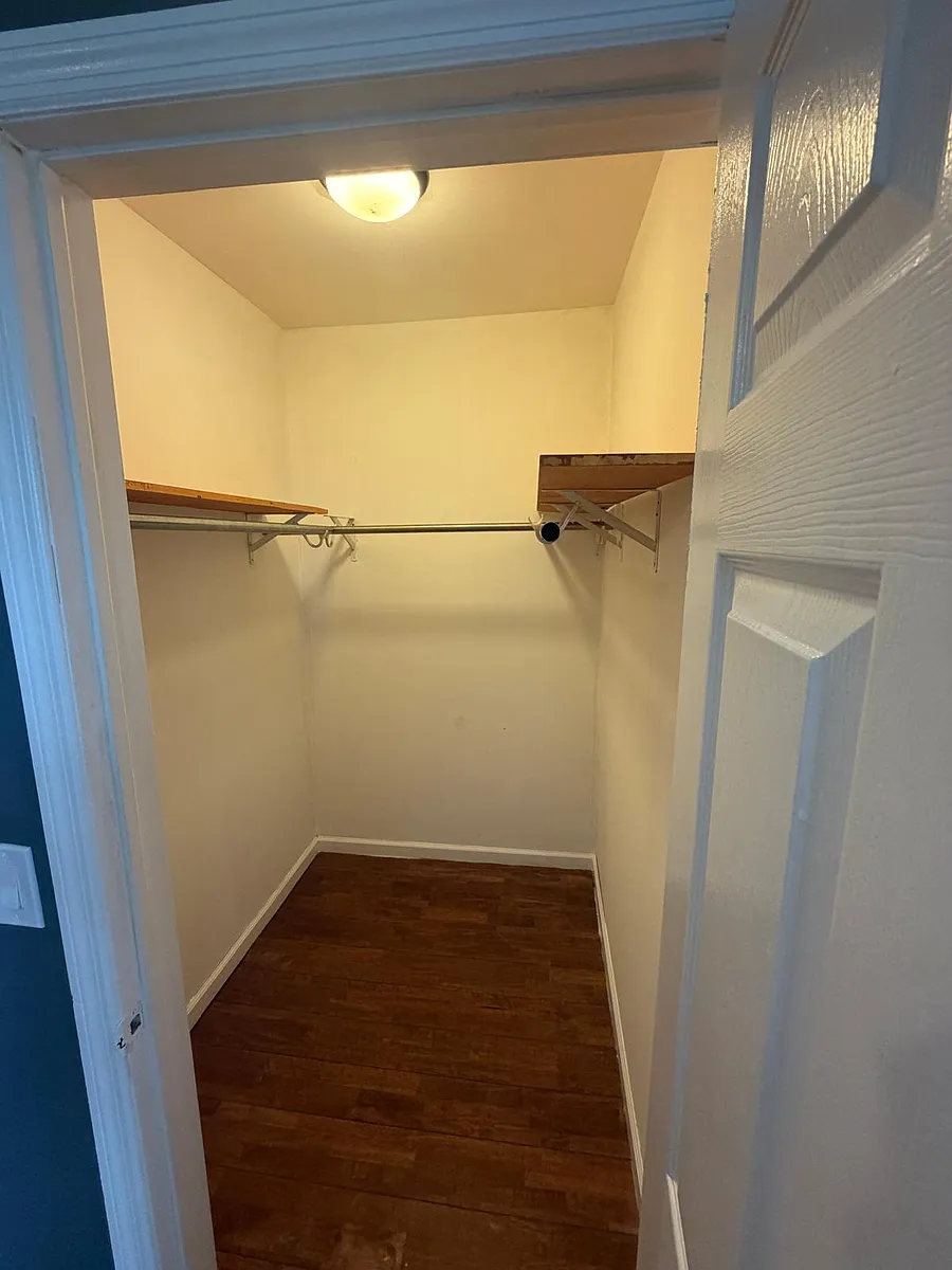 Building Photo - 166 Renner Ave #3