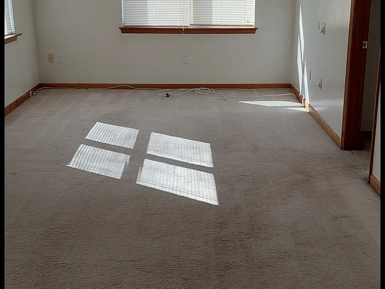 211 Maple St — Photo 9