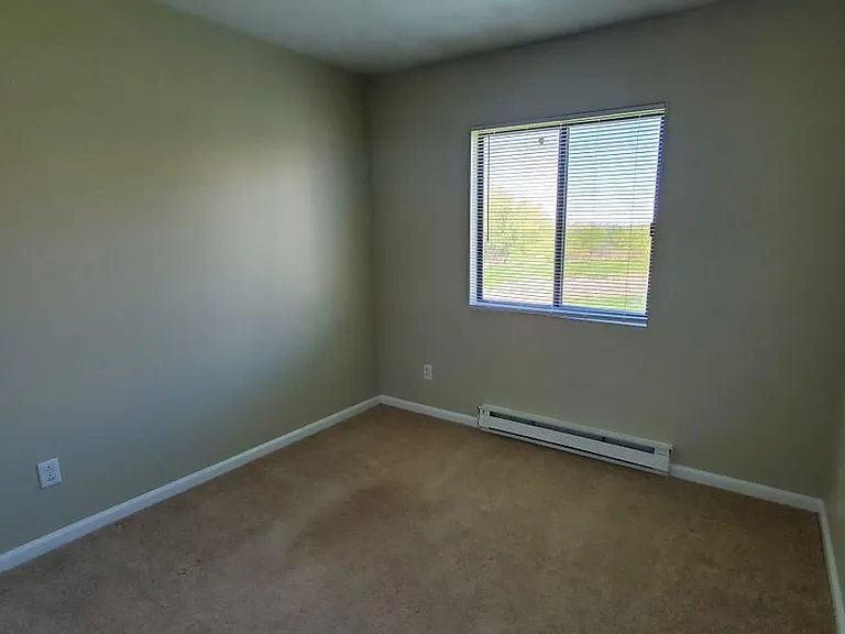 Candlewood Apartment Homes — Photo 9