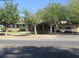 11927 7th Ave, Hesperia, CA 92345