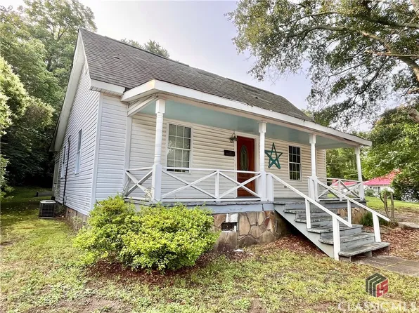 180 N Poplar Street, Athens, GA 30601