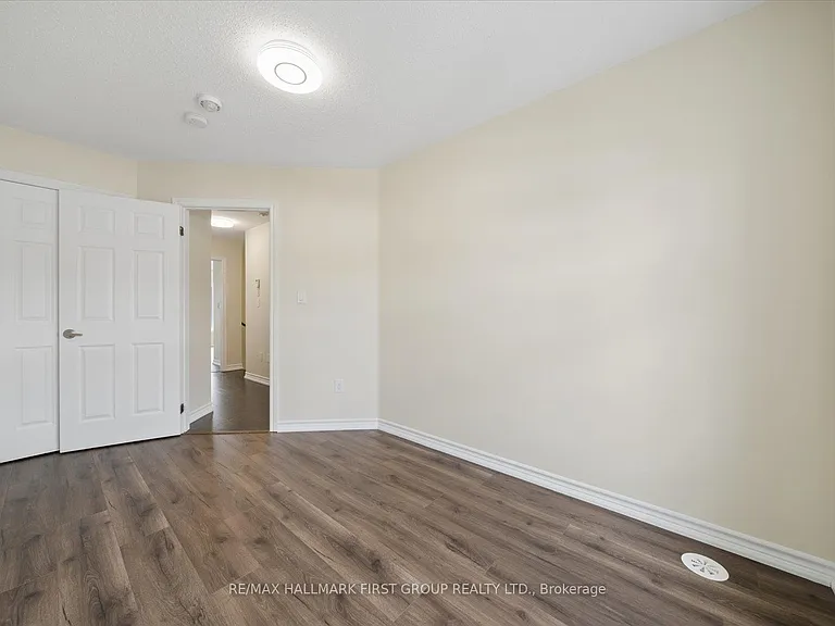 3 Westbury Way — Photo 17