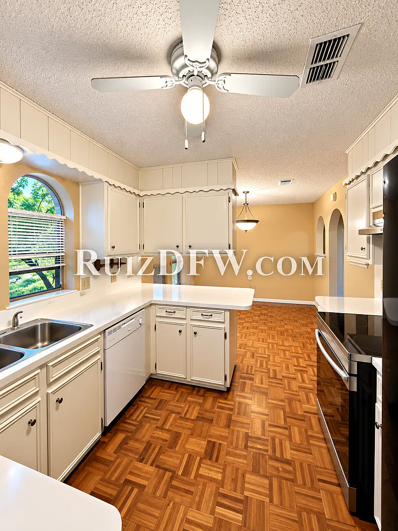 Single-Family Home Located in Bedbrook 76126 — Photo 4