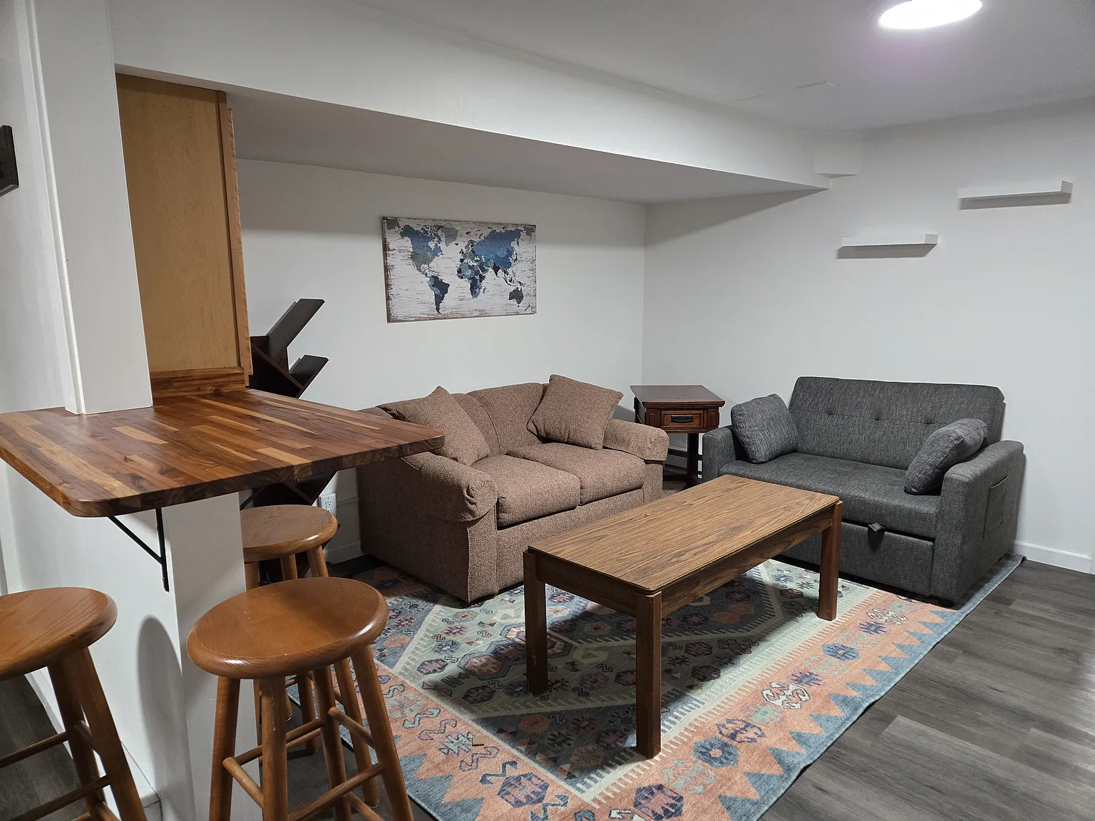 1404 S Grand Ave — Photo 2