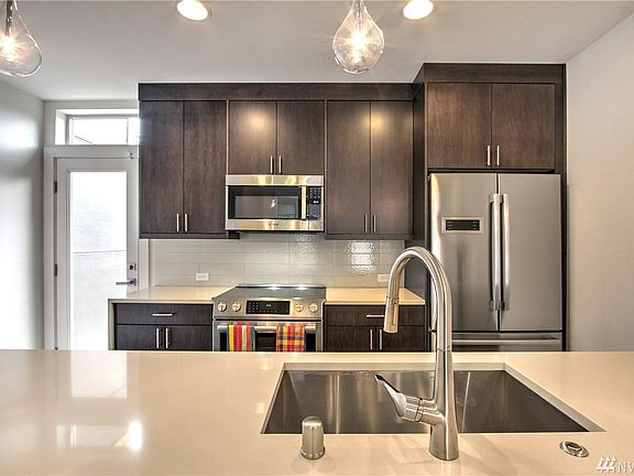 4th image of 6726 Corson Ave S #F