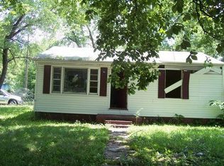 852 N 72nd St, East Saint Louis, IL 62203