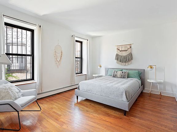 4th image of 451 Bergen St APT 2B