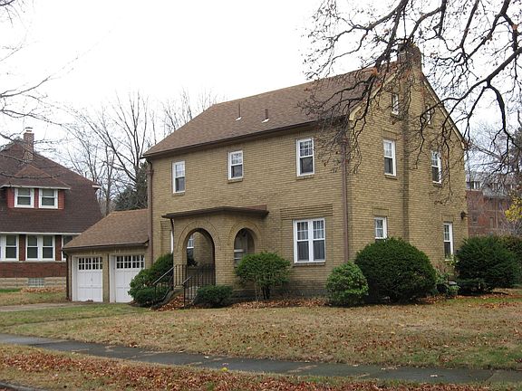 2nd image of 512 Virginia Ave